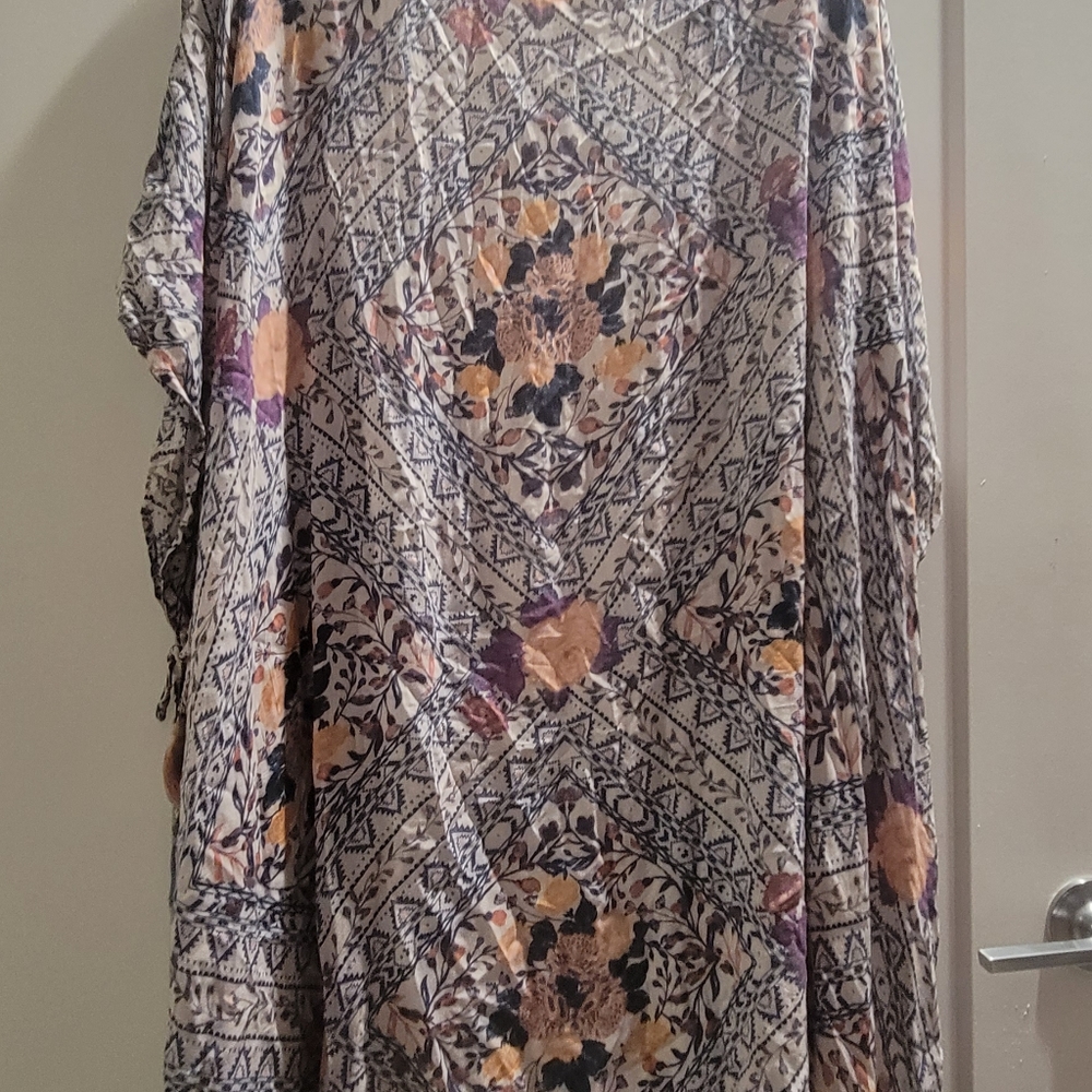Xhilaration Womens Boho Hippie Floral Long Shawl Wrap Open Sleeves